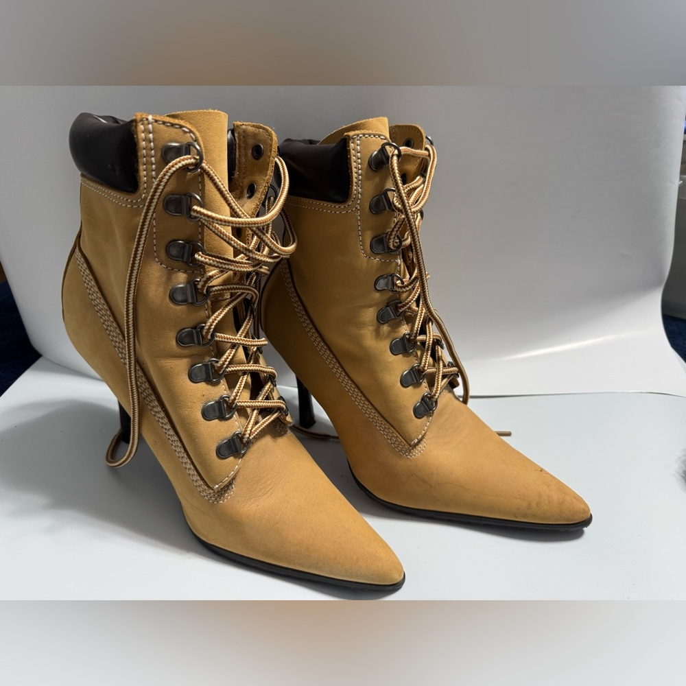 Colin Stuart Construction Style 4” High Heel Suede Boots Lace Up size 7.5